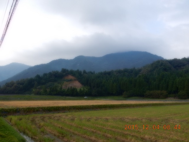 飯降山